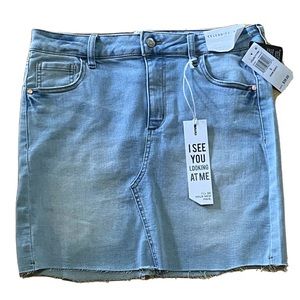 BRAND NEW ✨ Celebrity Pink Skirt